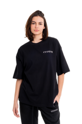 Camiseta negra logotipo CUOTTI en el pecho a la izquierda