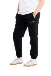 Pantalón de puño negro con logotipo CUOTTI bordado